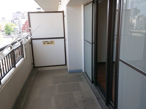 別室参考資料(バルコニー)